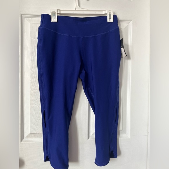 Women’s activewear set - Picture 8 of 10